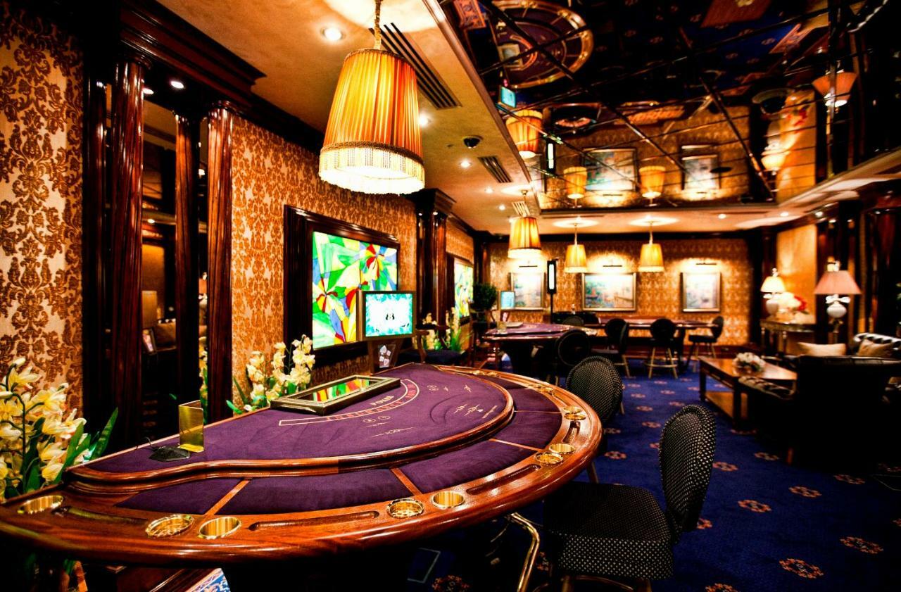 Multi Grand Pharaon Hotel Ptghni Extérieur photo